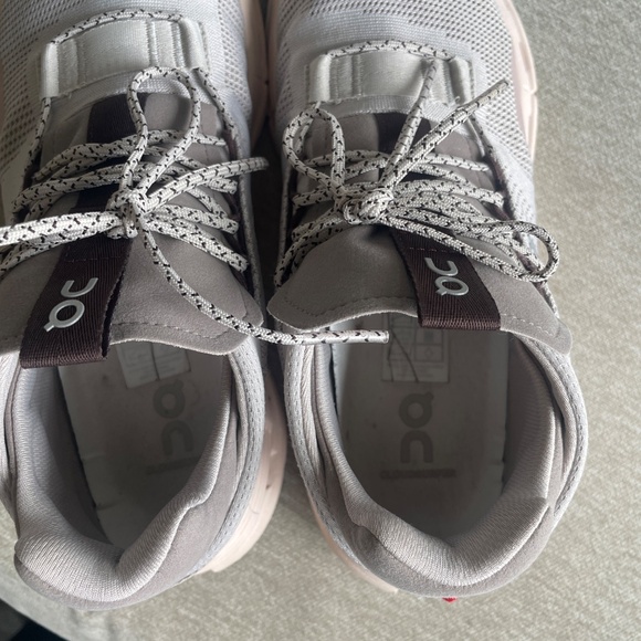 Women’s On Cloud Tennis shoes - Picture 10 of 13